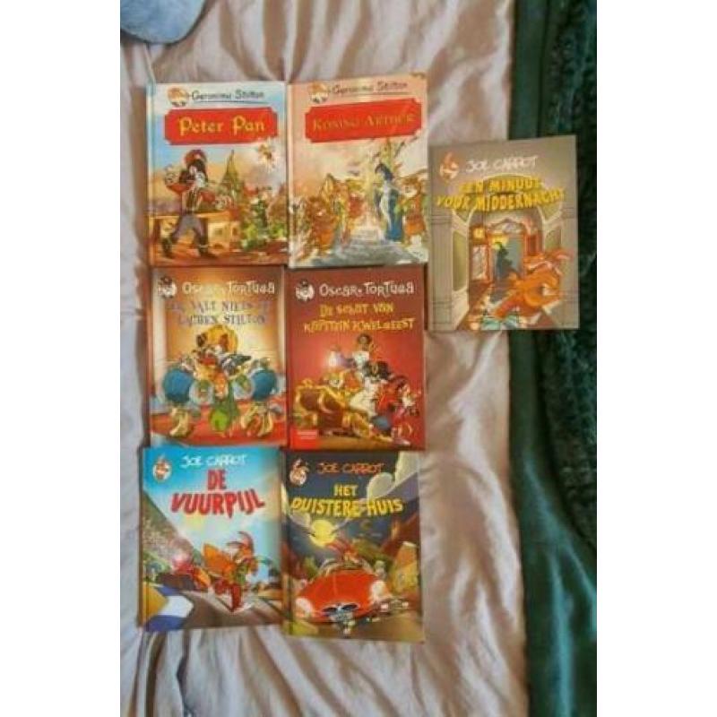 Als nieuw 8 hardcover boeken van Geronimo stilton Joe carro