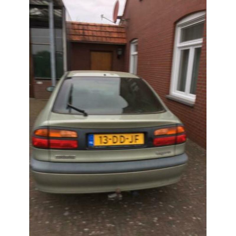 Renault Laguna 1.6 RTE 16V 1999 Groen