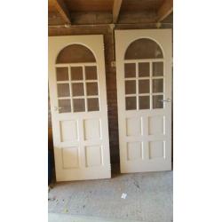 2 witte deuren. 205x77.5