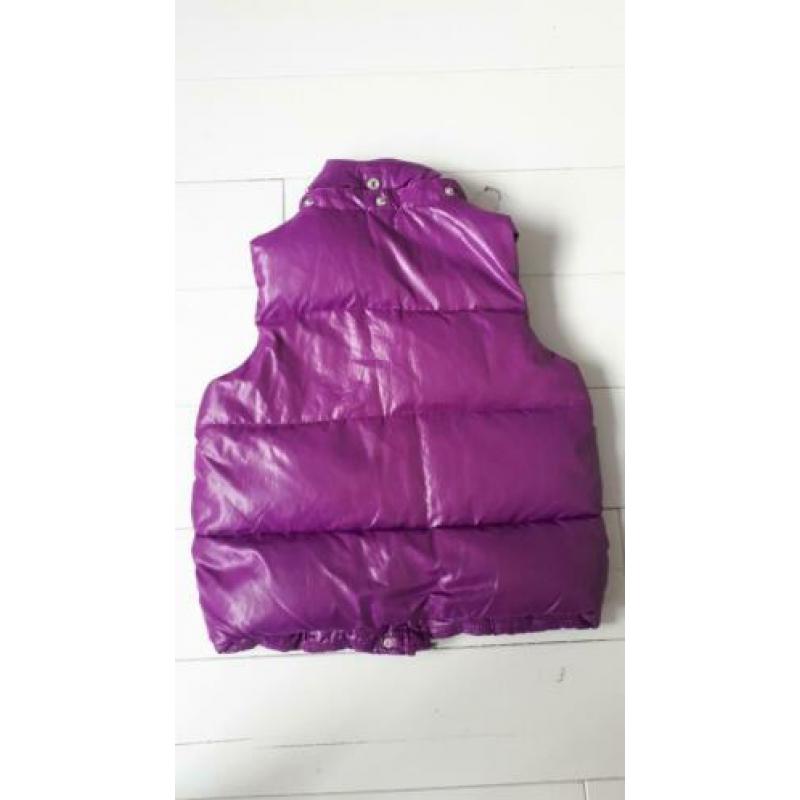 Bodywarmer paars.