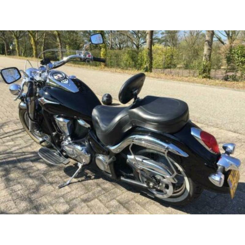 Kawasaki VN 900 Vulcan Classic vol met accessoires