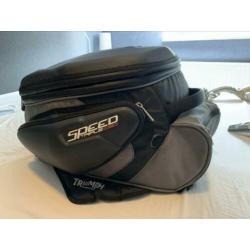 Triumph Speed Triple tanktas