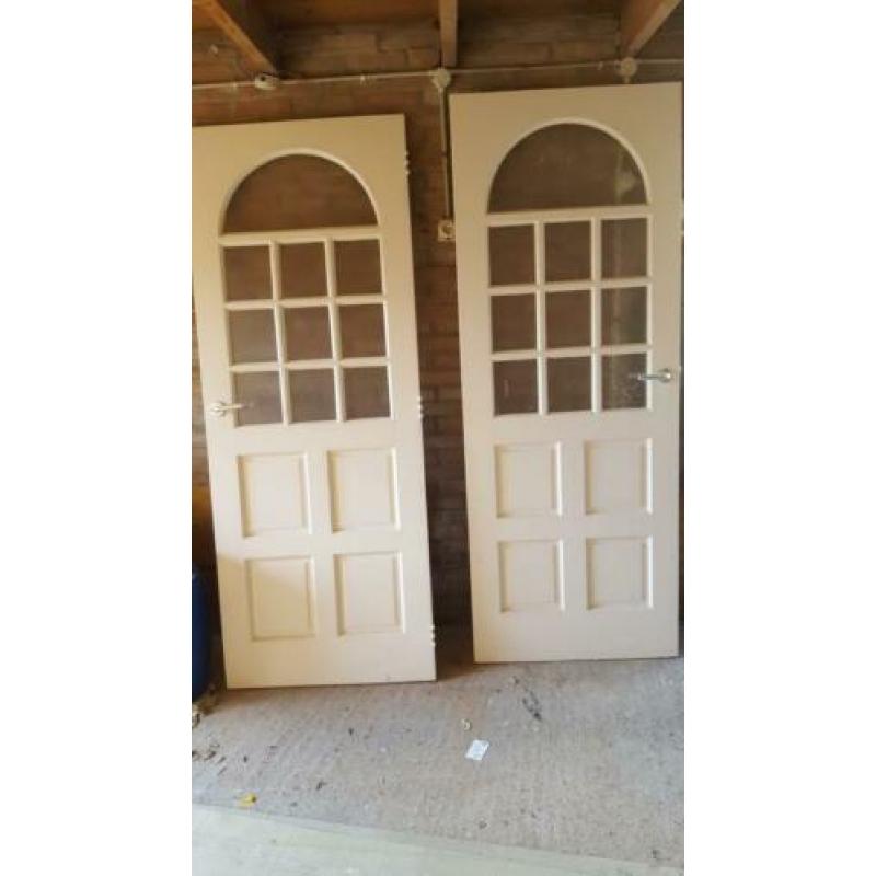 2 witte deuren. 205x77.5