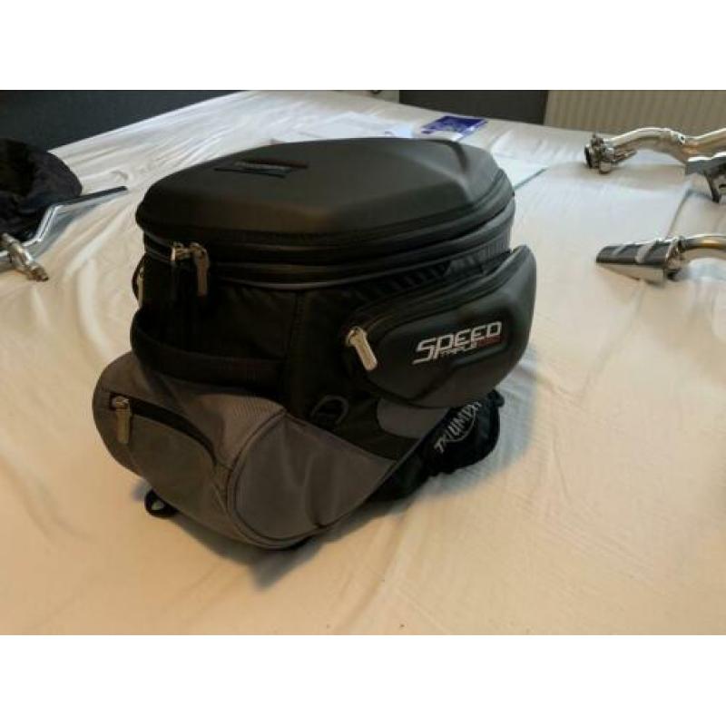 Triumph Speed Triple tanktas