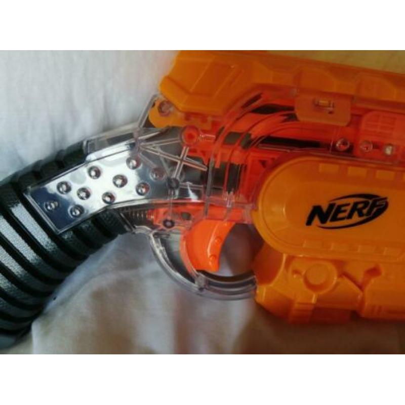 Nerf geweren vagabond en nerf mega