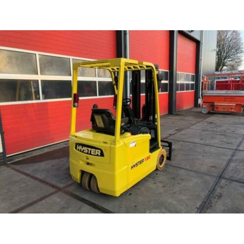 Hyster J 1.80 XMT Triplo Freelift heftruck (bj 2006)