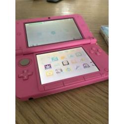 3DS Nintendo roze met animal crossing en Pokémon