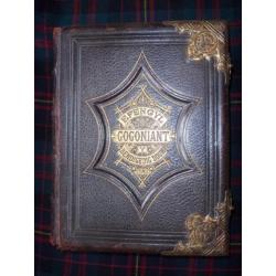 antieke Engelse familie bijbel uit Wales........-Trinketbox-