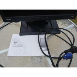 Lcd monitor 19 inch met kabels : benq t904