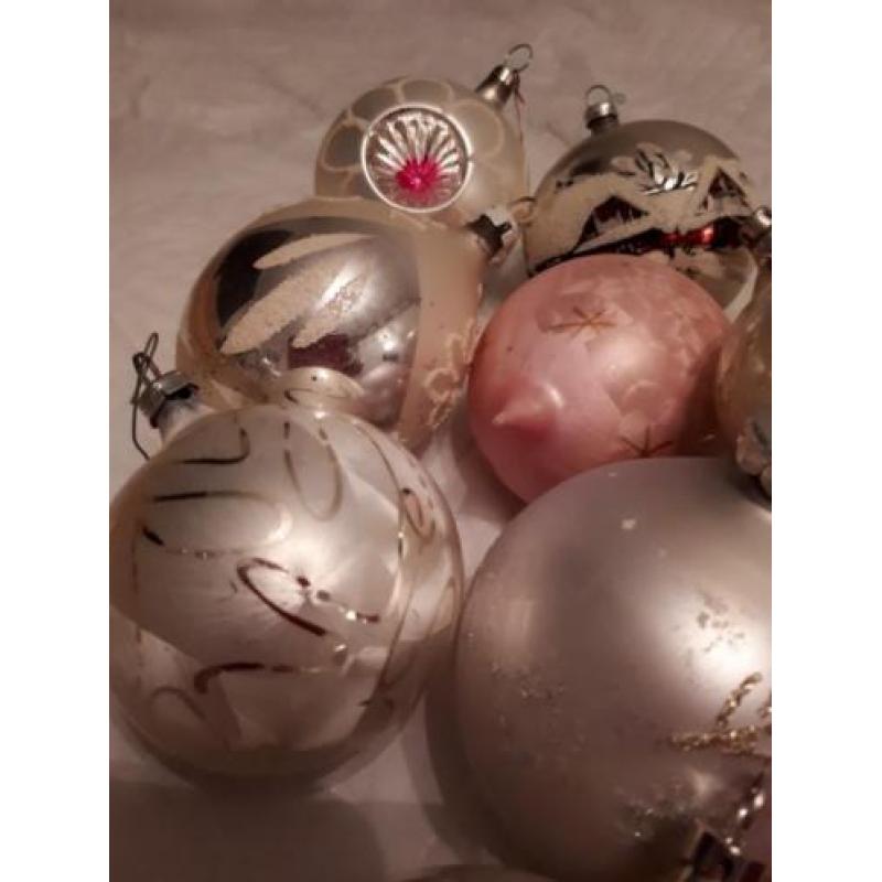 13 oude glazen kerstballen