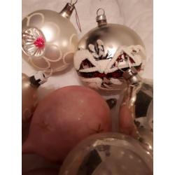 13 oude glazen kerstballen