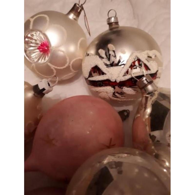13 oude glazen kerstballen
