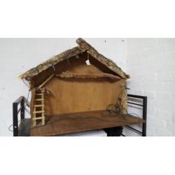 Kerststal (70x40x55 cm) inclusief kerstgroep en verlichting