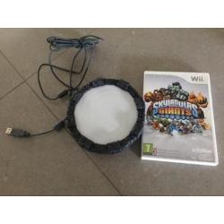 Wii Skylander portal + 12 poppetjes