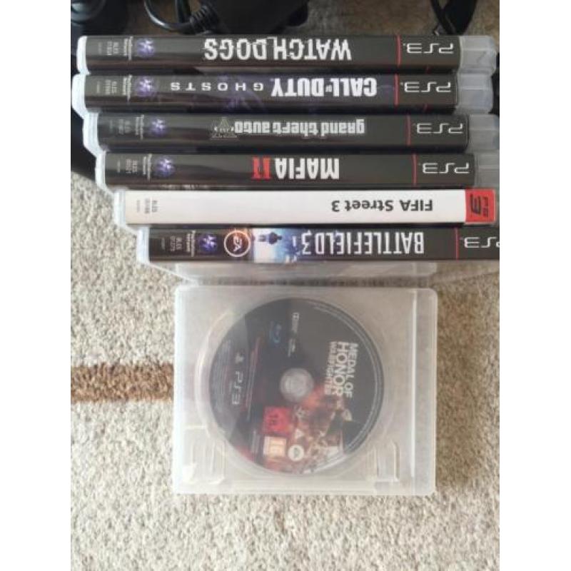 OMGEBOUWDE PS3 met 500 GB harde schijf en veel spellen