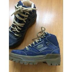 Bufflox bergschoenen mt 35 nieuw