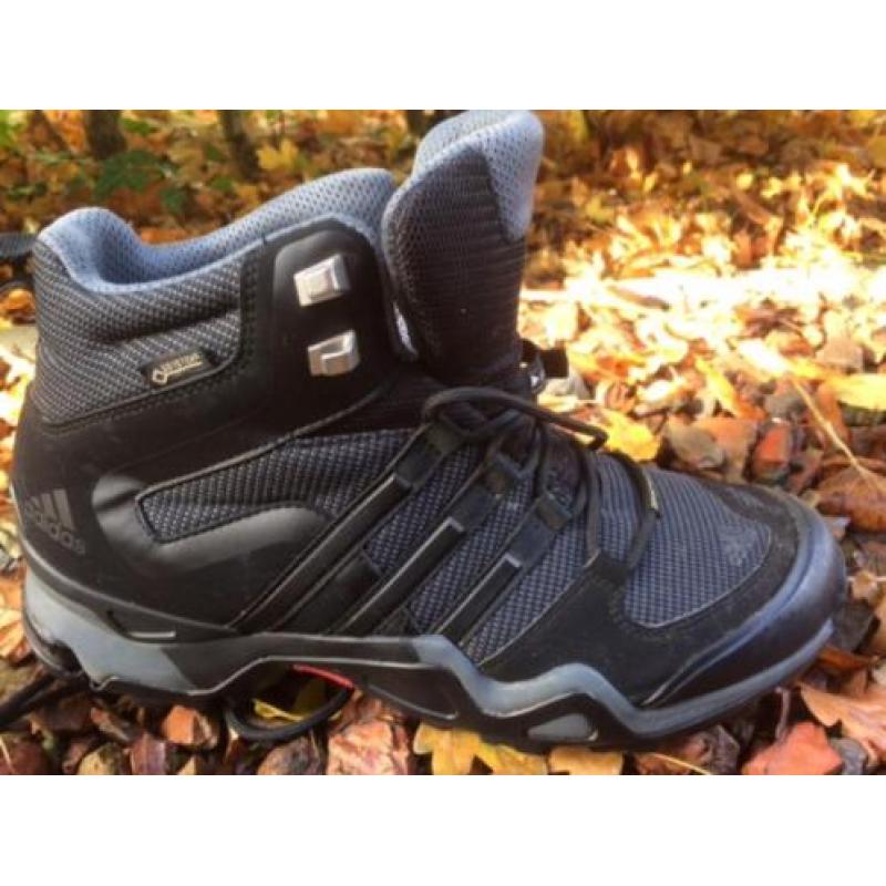 Outdoor bergschoenen Adidas Ortholite maat 42
