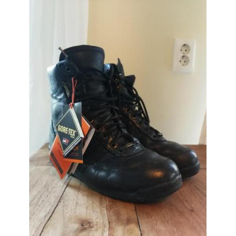 Security schoenen Crispi Swat Gore Tex Maat 41 zwart leer