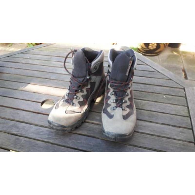 Wandelschoenen maat 45
