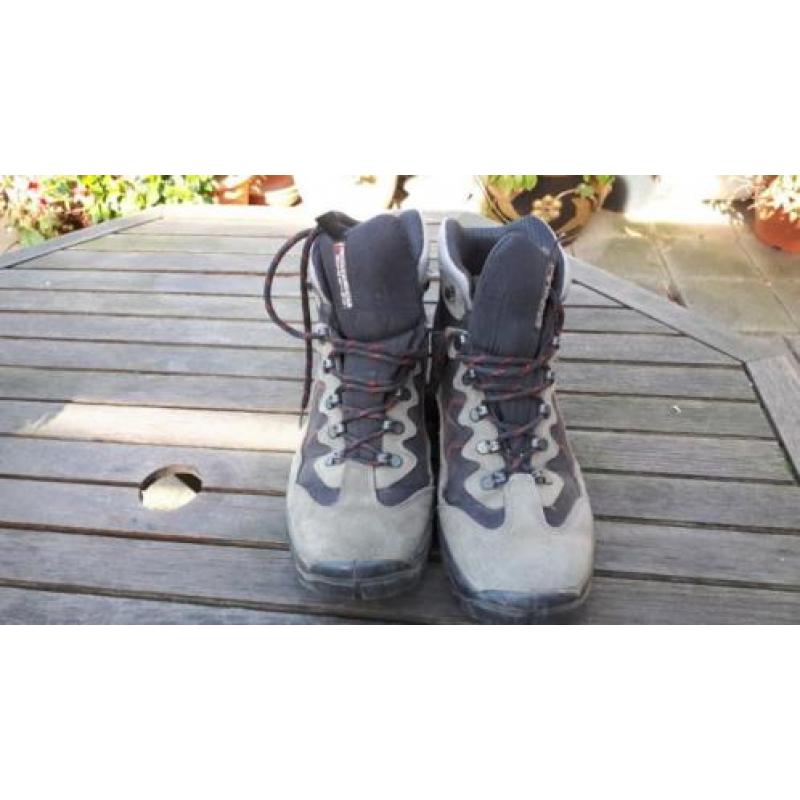 Wandelschoenen maat 45